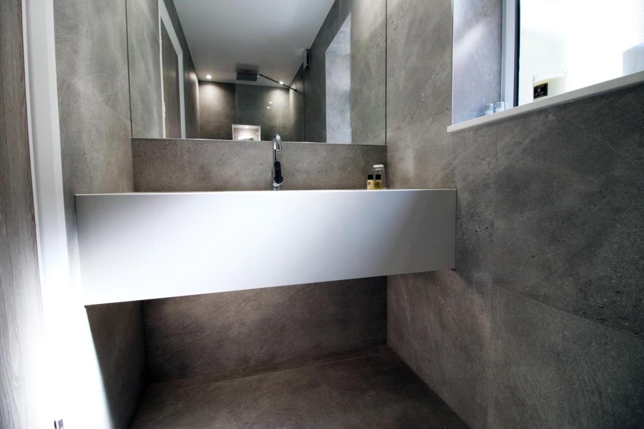 New Spacious 2 Bed Getaway - Private Courtyard! - Underfloor Heating Κάρντιφ Εξωτερικό φωτογραφία
