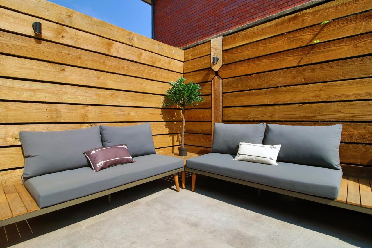 New Spacious 2 Bed Getaway - Private Courtyard! - Underfloor Heating Κάρντιφ Εξωτερικό φωτογραφία